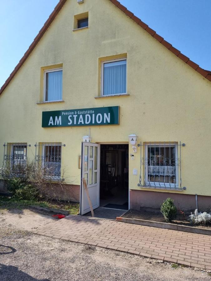 Pension Am Stadion Koelleda Extérieur photo